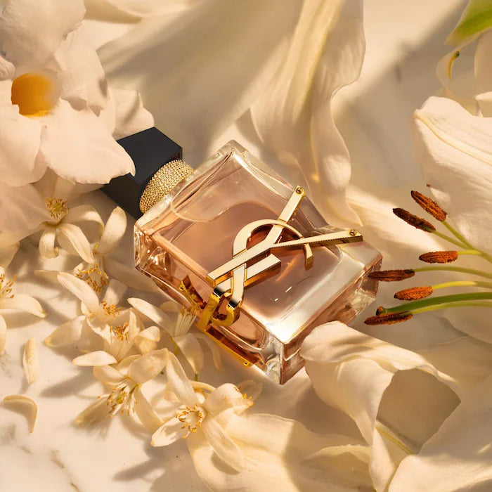 Yves Saint Laurent - Libre Flowers and Flames Eau de Parfum Florale **BAJO-PEDIDO**